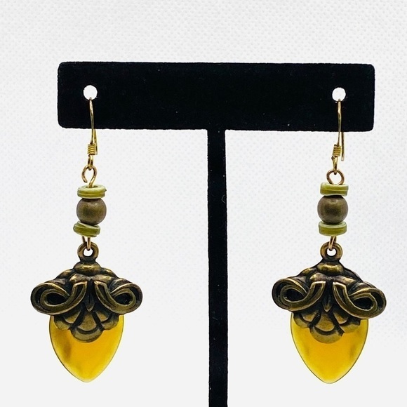 Earrings Fishhooks Antique Bronze Tone Design - Picture 5 of 6